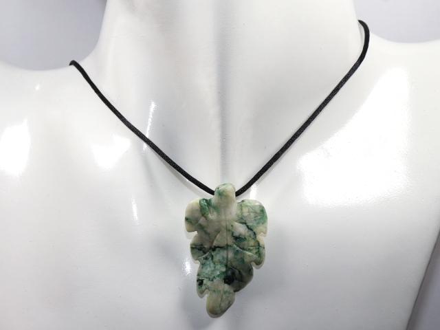 mariposite-dolomite with cord or silver 925