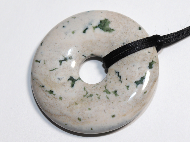 Ozeanjaspis mit Band