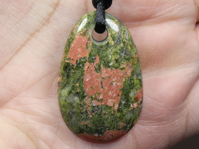 unakite with cord