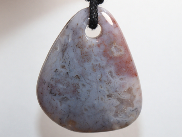 crazy lace agate with cord