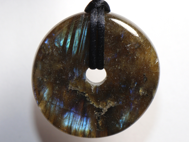 Preview: labradorite with cord