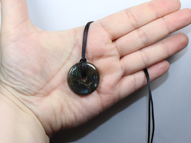 labradorite with cord