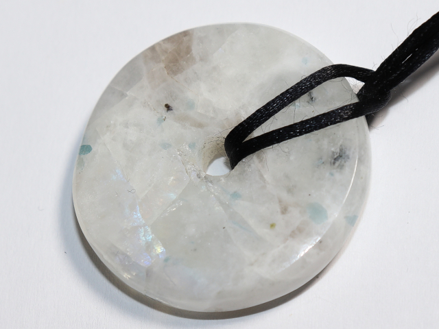 white labradorite with cord