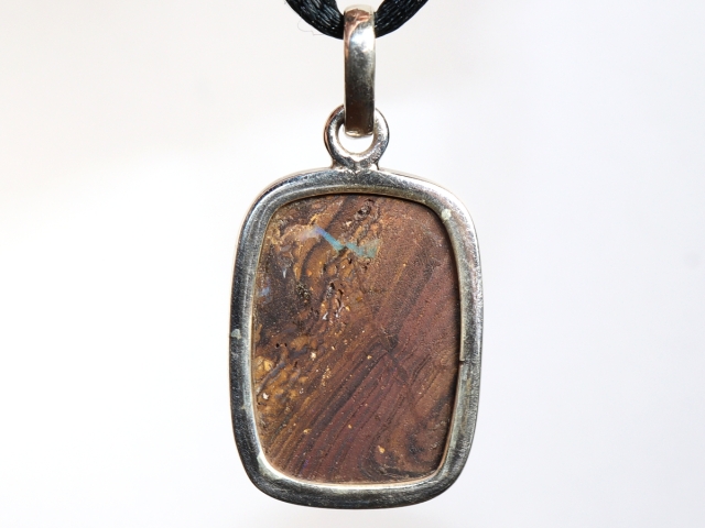 Boulder opal with cord or silver 925