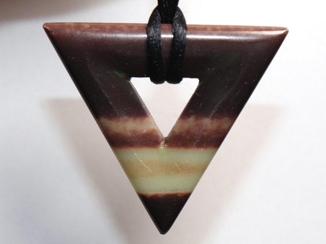 Preview: black banded jasper with cord