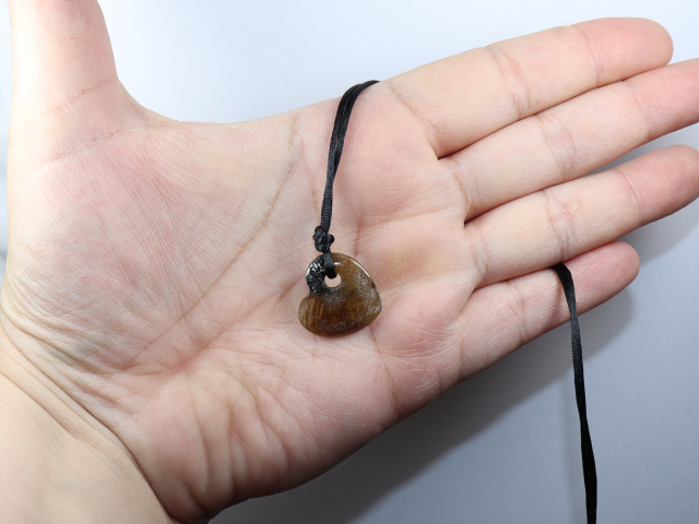 labradorite with cord