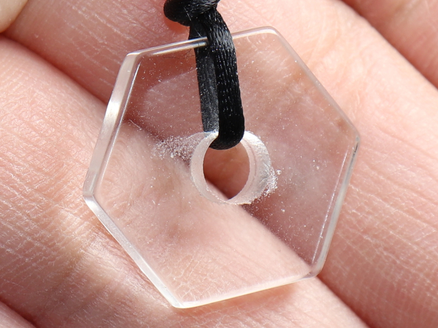 Bergkristall mit Band