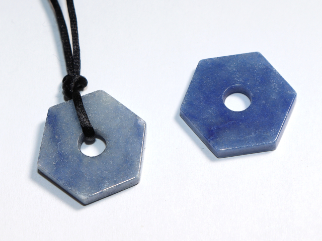 blue quartz with cord