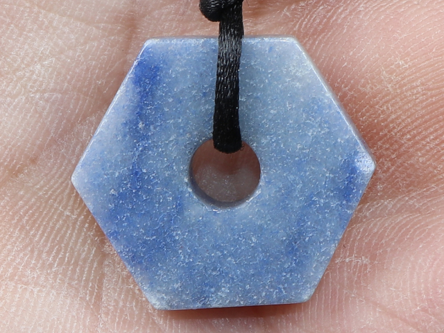 blue quartz with cord