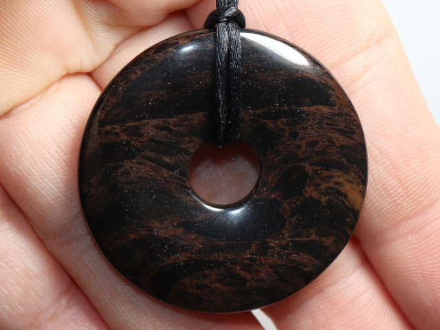gold obsidian with cord