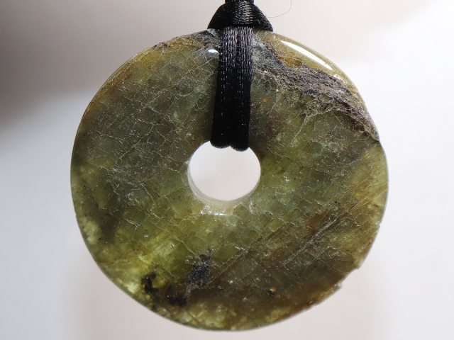 Preview: moss agate with cord