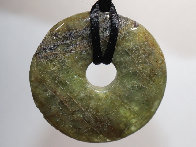 Preview: moss agate with cord