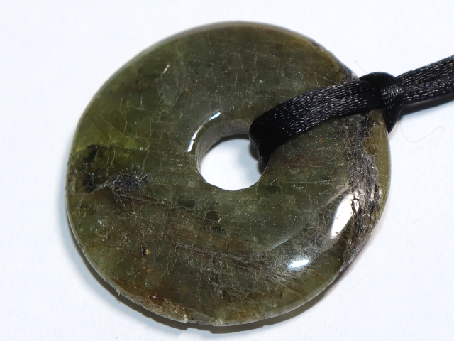 moss agate with cord