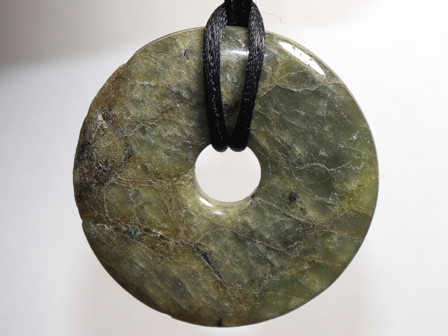 Preview: moss agate with cord