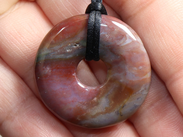 chalcedony with cord