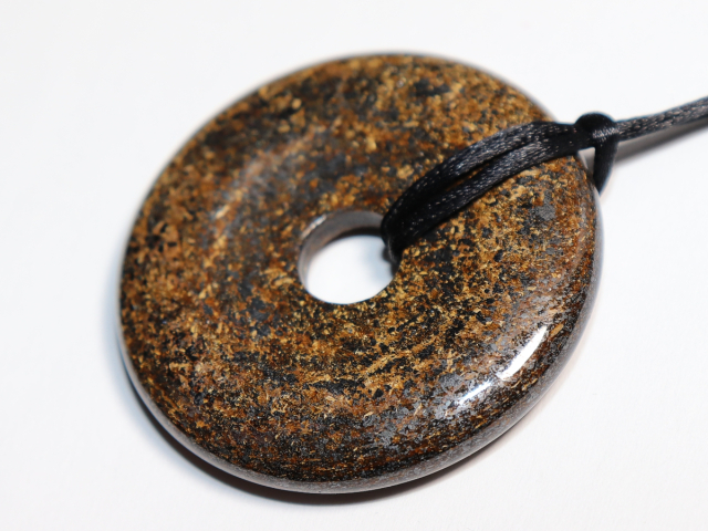 bronzite with cord