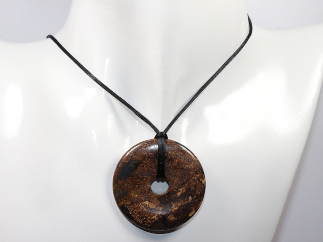 bronzite with cord
