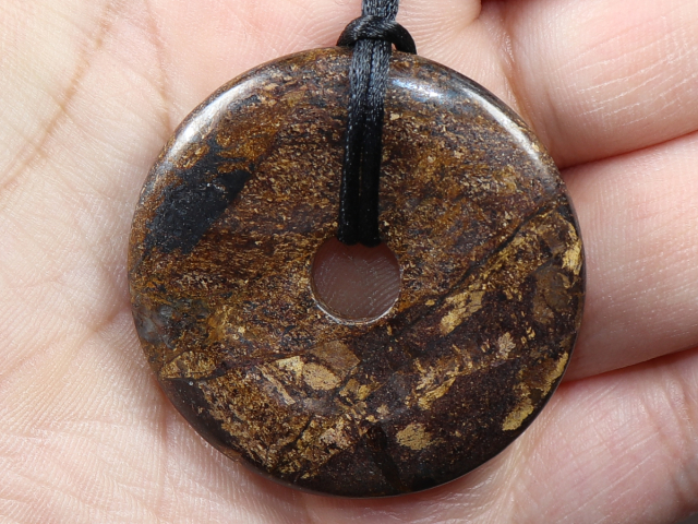 bronzite with cord