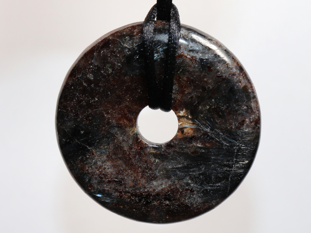 anthophyllite with cord