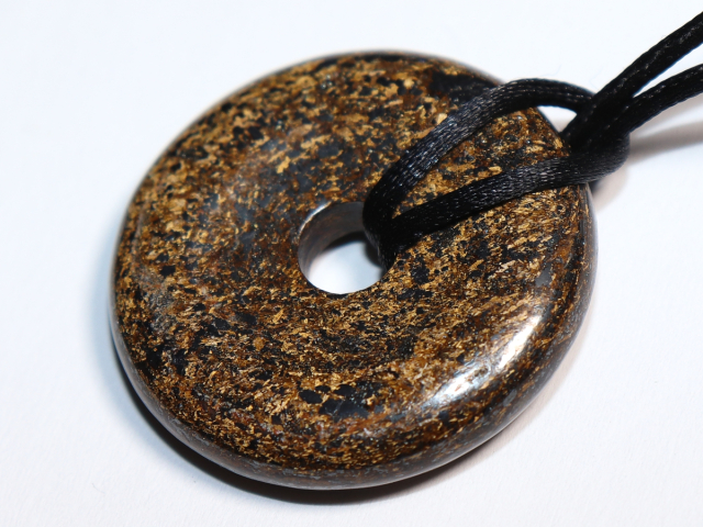 bronzite with cord