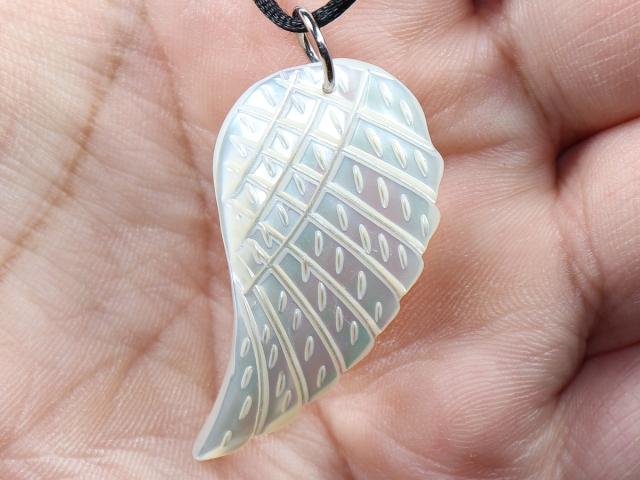 nacre with cord or silver 925