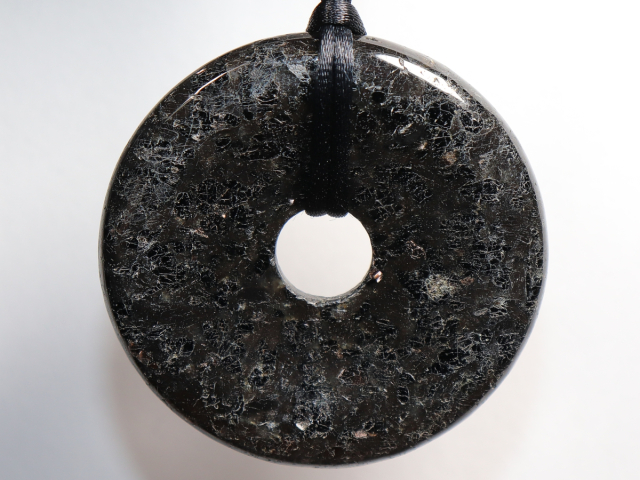 Preview: amphibolite with cord
