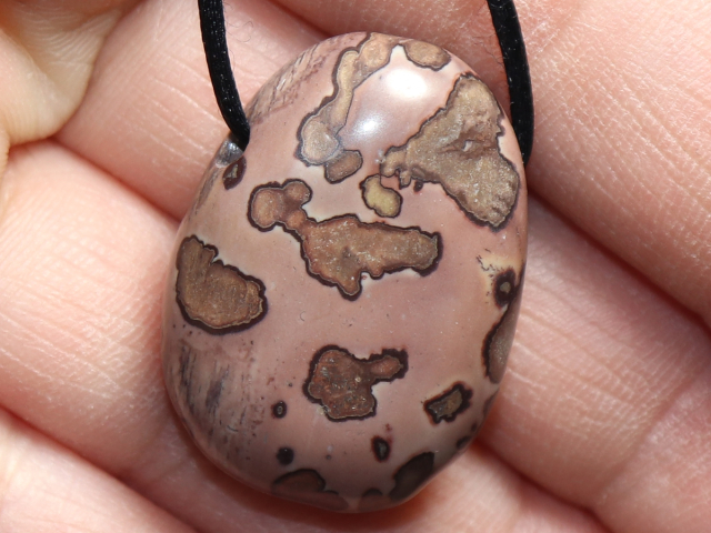porcellanite with cord or silver 925