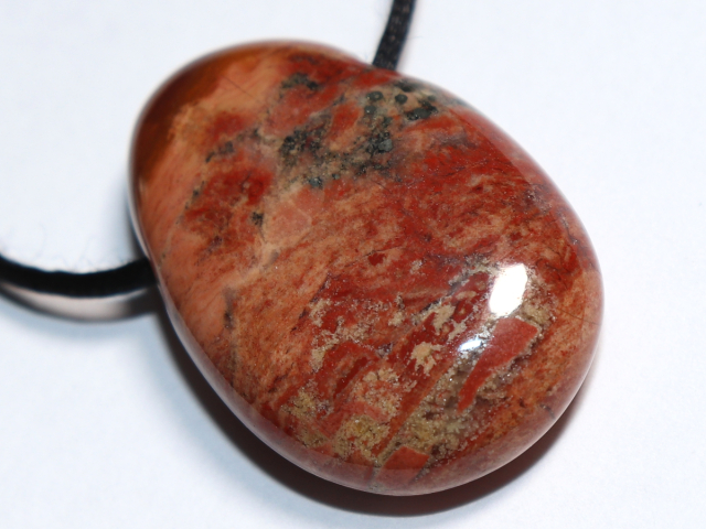 Breckzienjaspis mit Band oder Silber 925