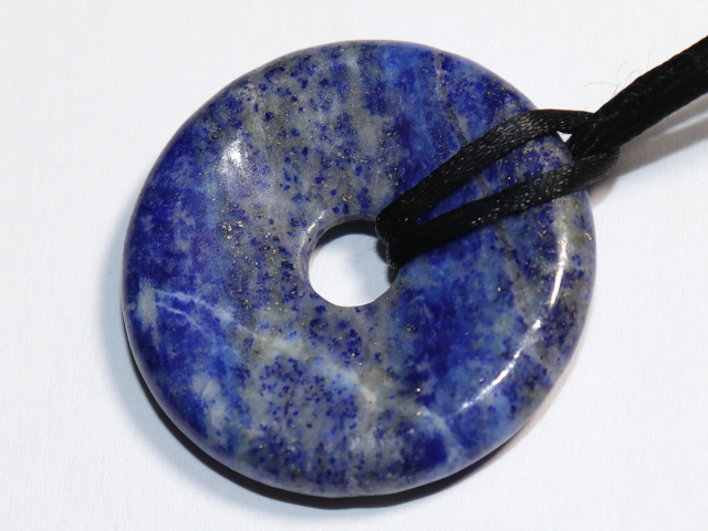 Lapislazuli mit Band