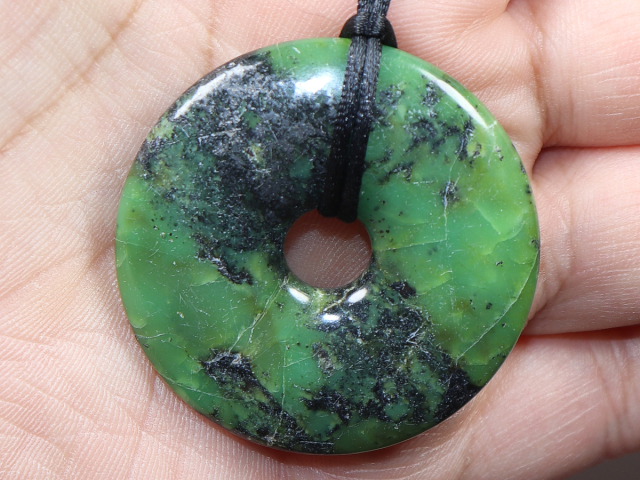 chrysoprase with cord