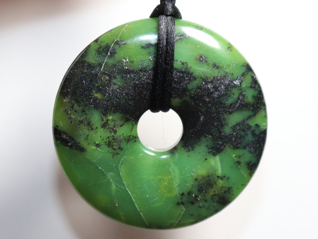 chrysoprase with cord