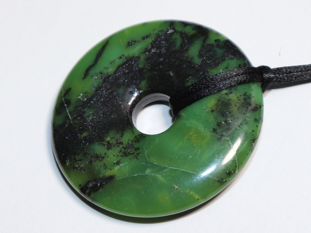chrysoprase with cord
