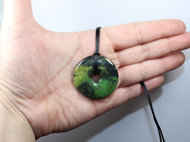 chrysoprase with cord