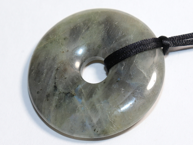 labradorite with cord