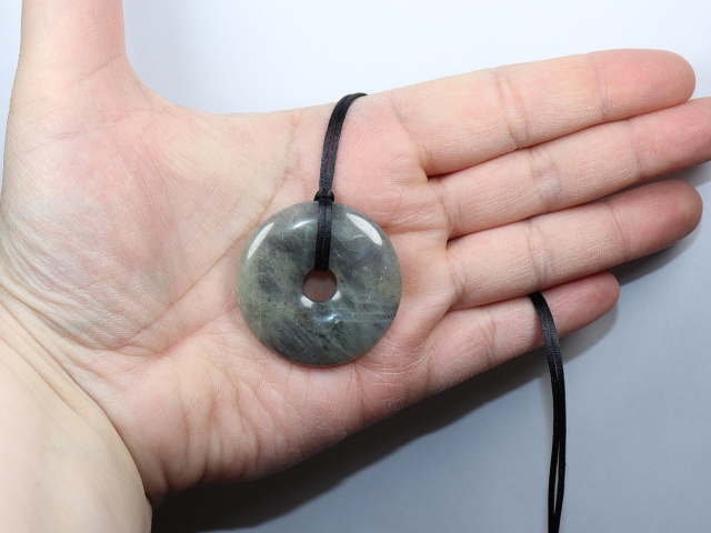labradorite with cord