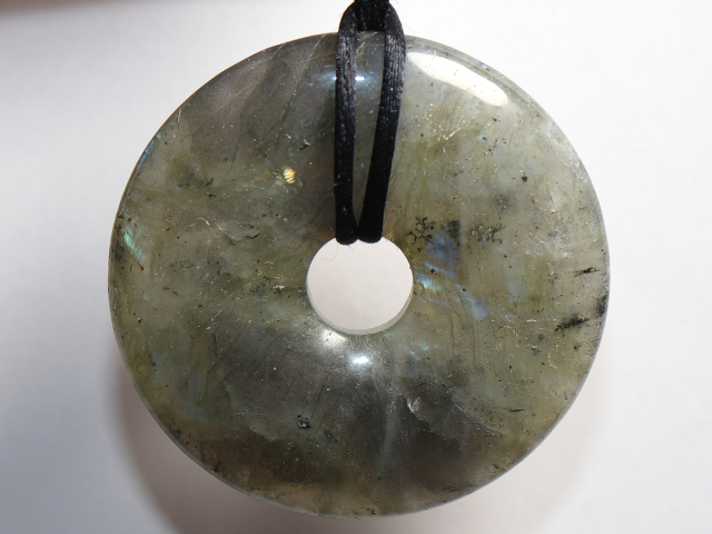 Preview: labradorite with cord