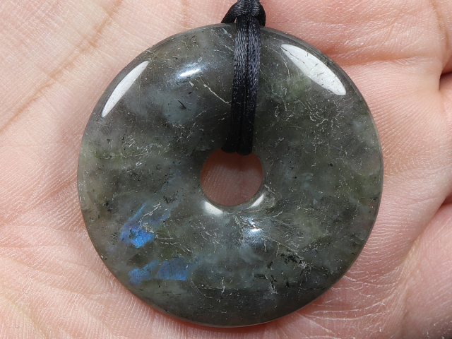 labradorite with cord