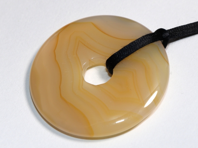 Agate on cord