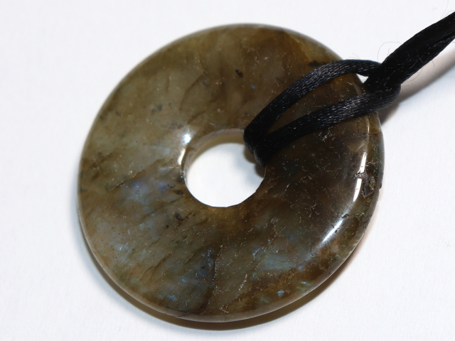 labradorite with cord