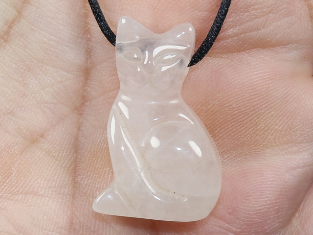 Rosenquarz mit Band oder Silber 925