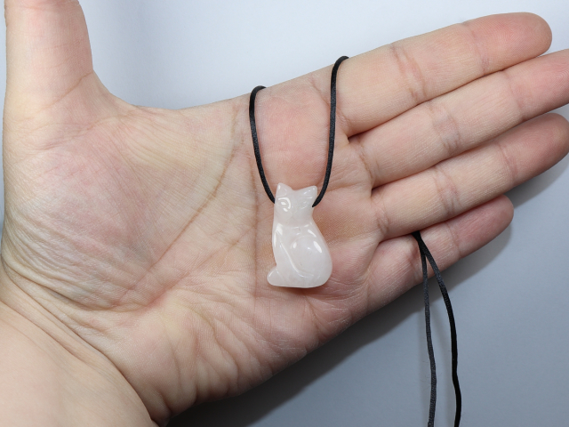 Rosenquarz mit Band oder Silber 925