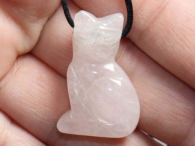 Rosenquarz mit Band oder Silber 925