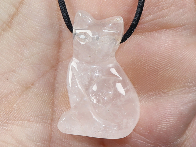 Rosenquarz mit Band oder Silber 925