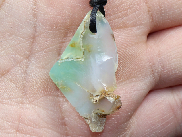 chrysoprase with cord