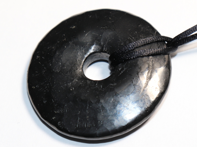 shungite with cord