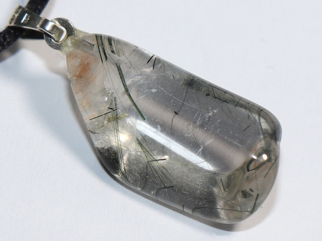 actinolite quartz with cord or silver 925