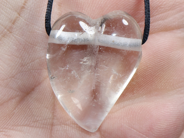 rock crystal with cord or silver 925
