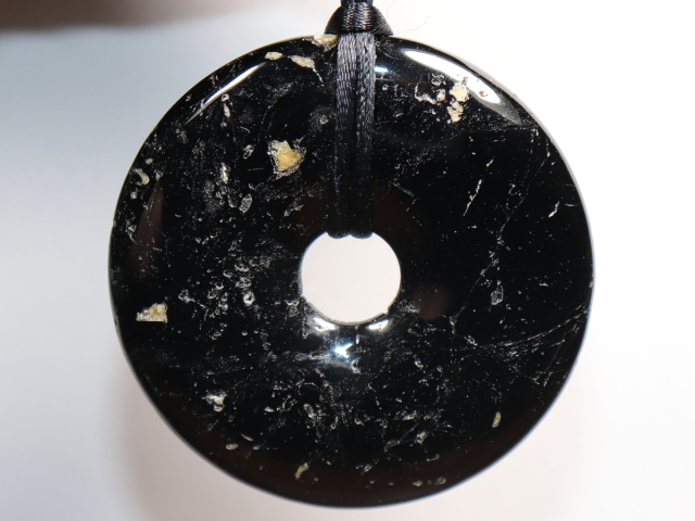 Preview: black tourmaline (Schorl) with cord