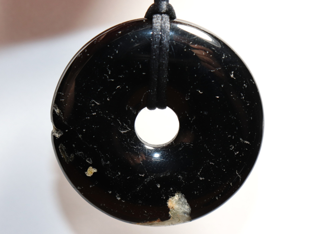 Preview: schwarzer Turmalin (Schörl) mit Band