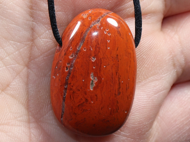 roter Jaspis mit Band oder Silber 925